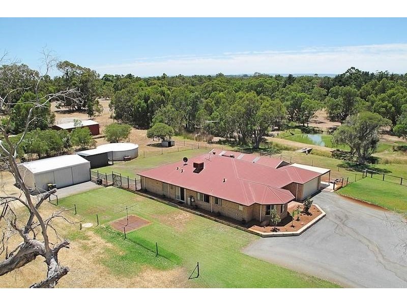 85 Shenton Road, Barragup WA 6209