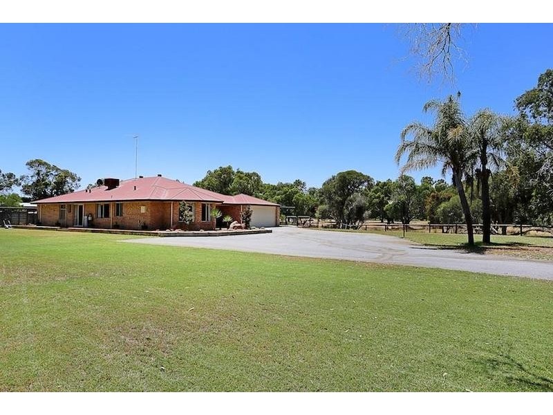 85 Shenton Road, Barragup WA 6209