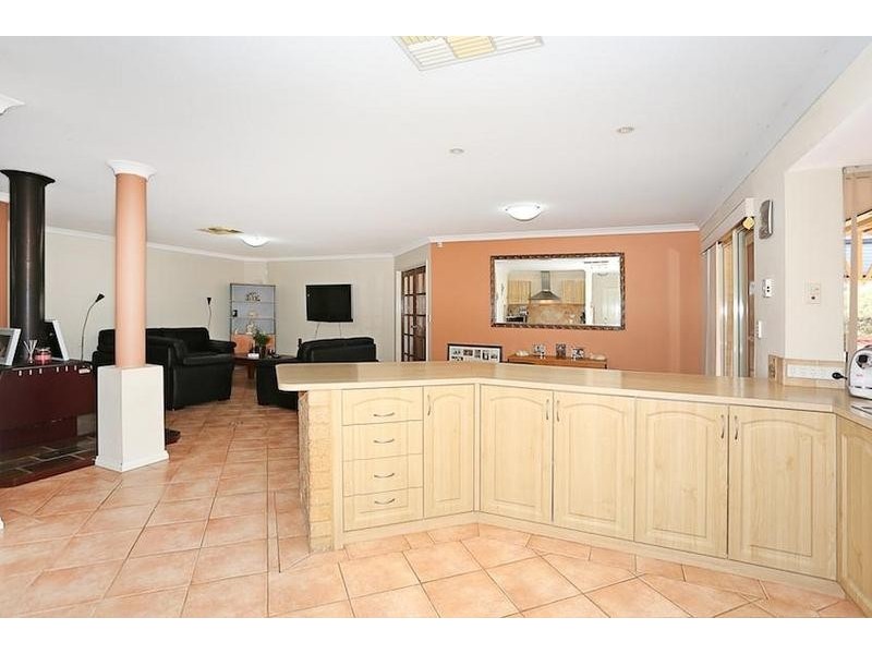 85 Shenton Road, Barragup WA 6209