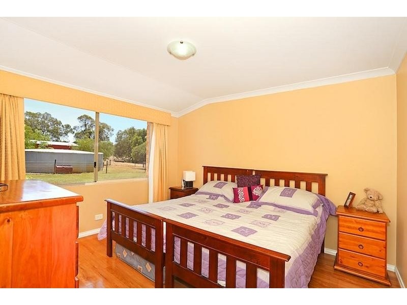 85 Shenton Road, Barragup WA 6209