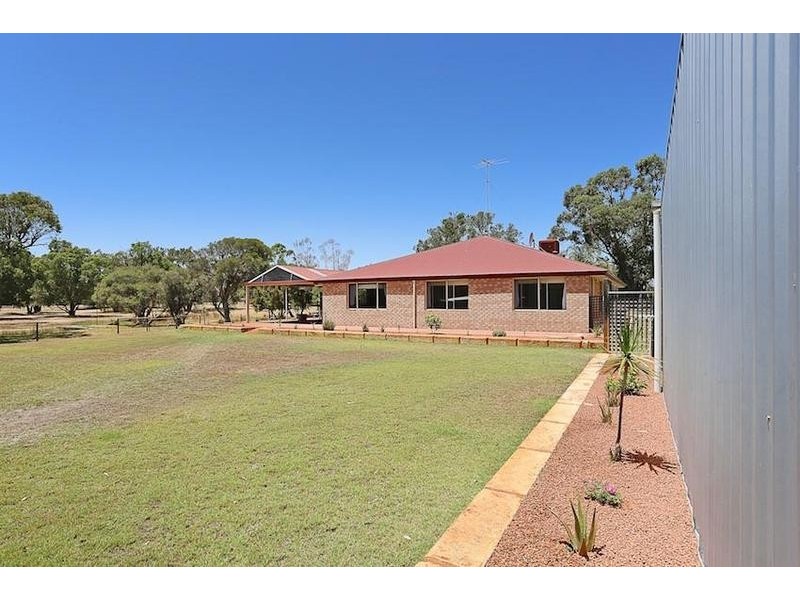 85 Shenton Road, Barragup WA 6209