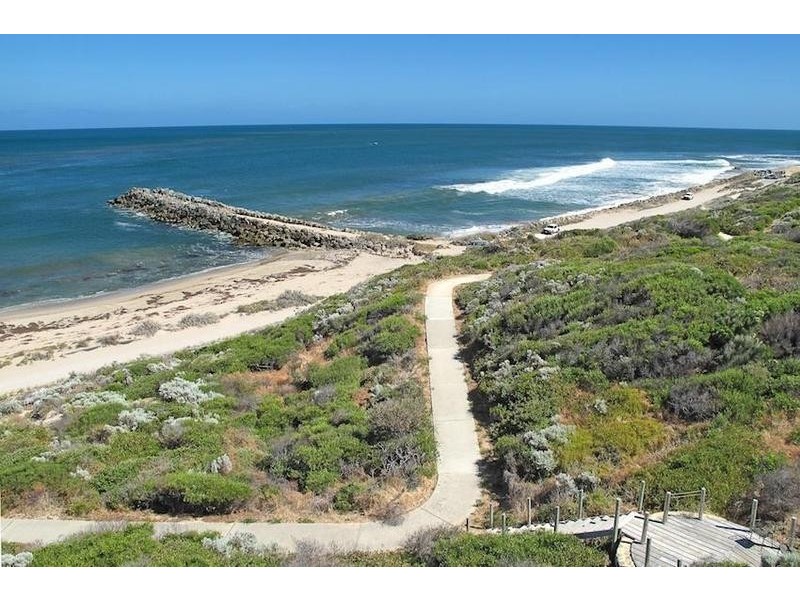 52 Voyager Close, Wannanup WA 6210