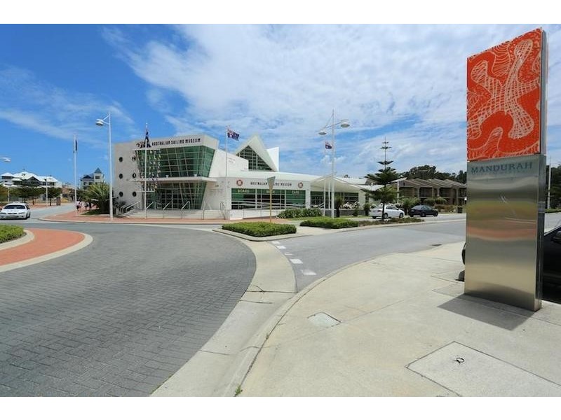 107 Cooper Street, Mandurah WA 6210