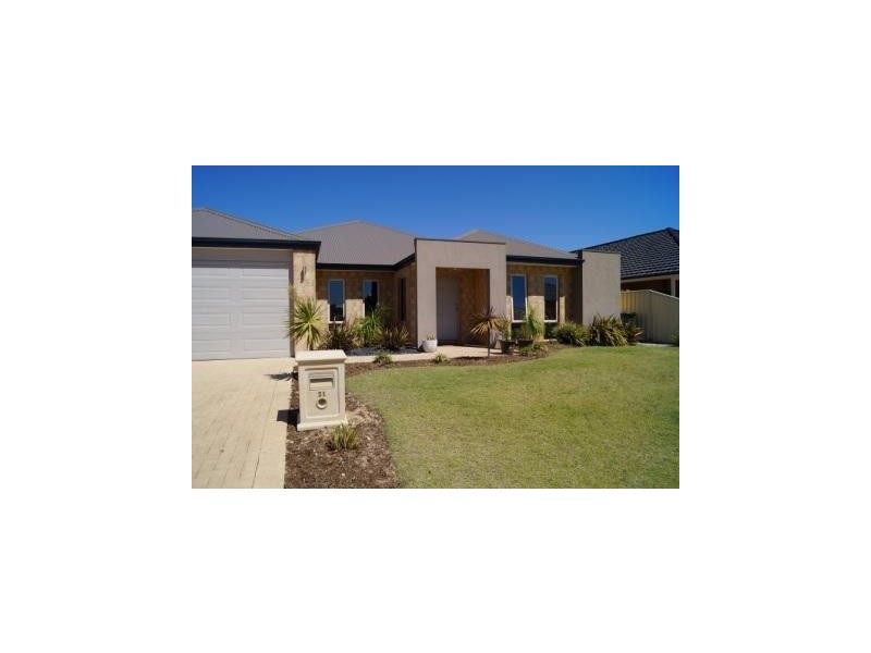 21 Addingham Boulevard, Madora Bay WA 6210