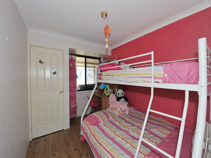 2/5 Hibiscus Rise, Halls Head WA 6210