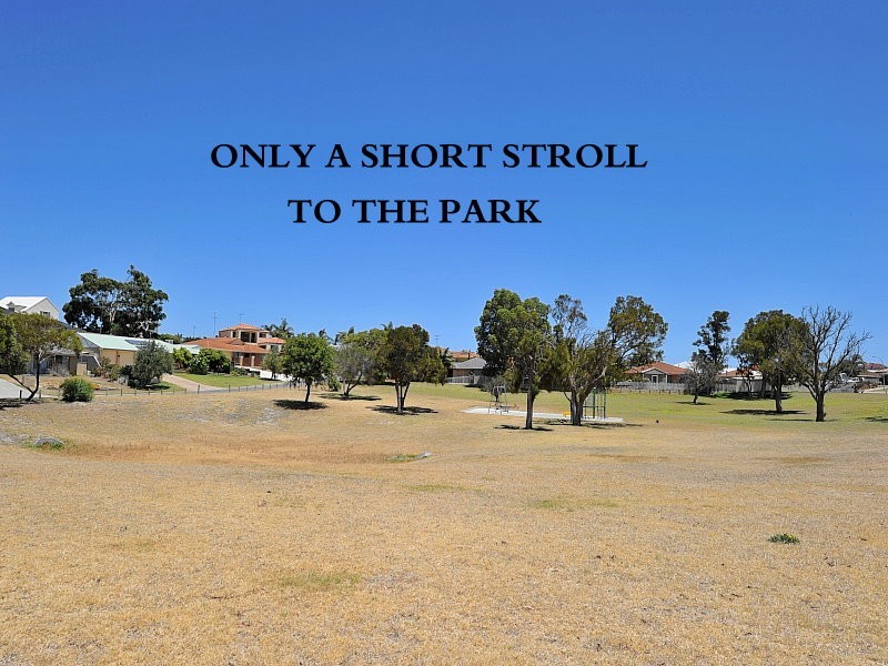 2/5 Hibiscus Rise, Halls Head WA 6210