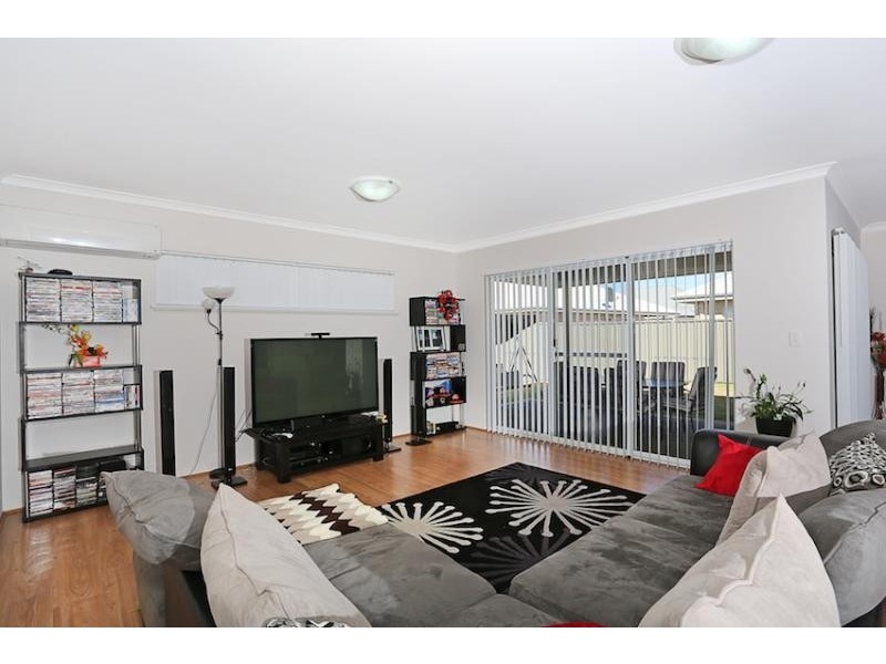 38 Nairn Road, Coodanup WA 6210