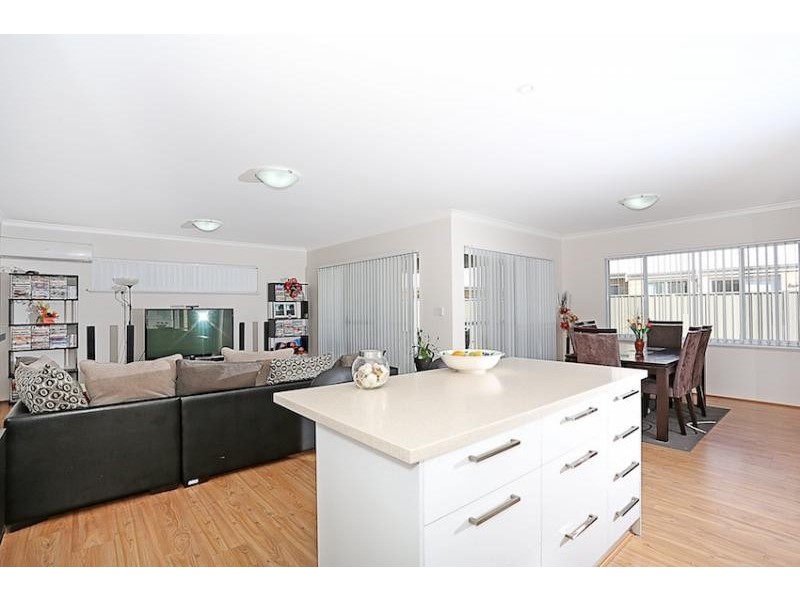 38 Nairn Road, Coodanup WA 6210