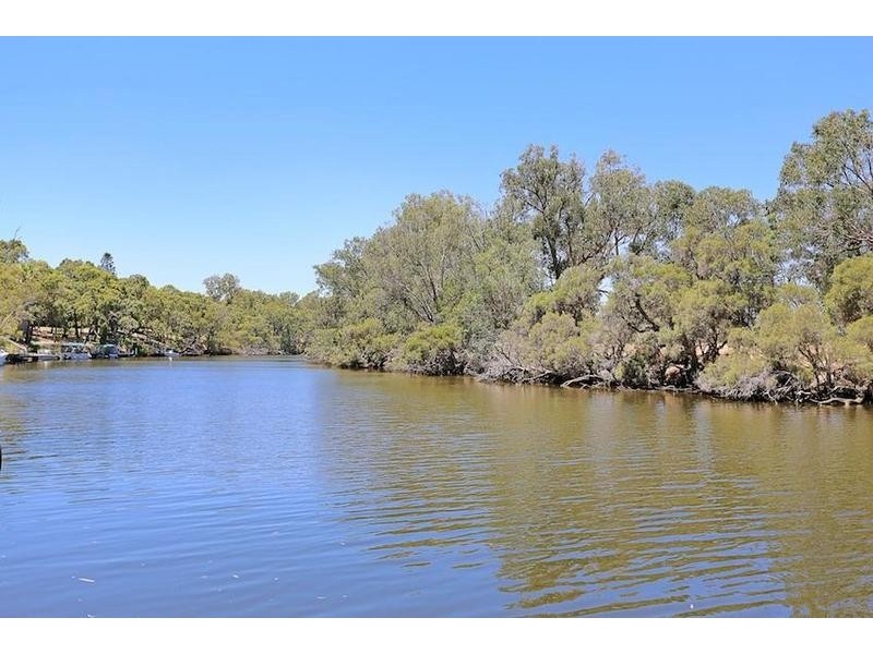 31 Rodoreda Crescent, Ravenswood WA 6208