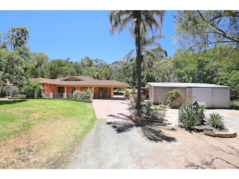 152 Gordon Road, Parklands WA 6180