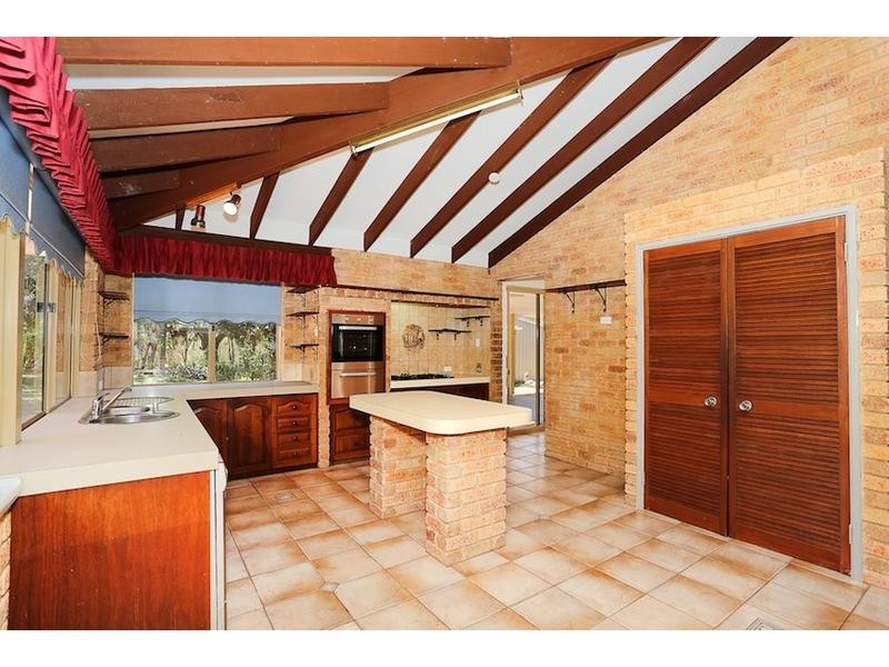 152 Gordon Road, Parklands WA 6180