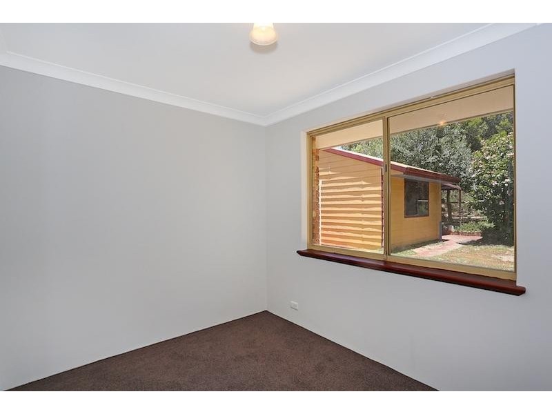 152 Gordon Road, Parklands WA 6180