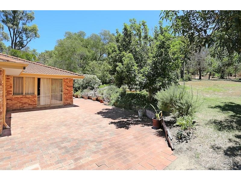 152 Gordon Road, Parklands WA 6180