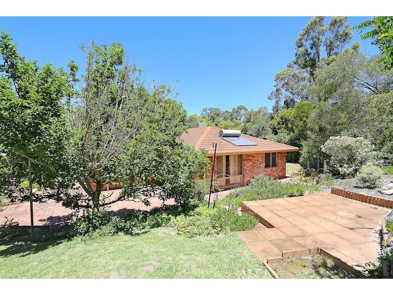 152 Gordon Road, Parklands WA 6180