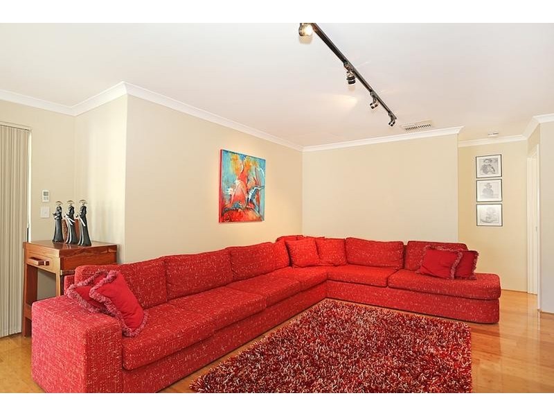 13 Dunsborough Court, Dawesville WA 6211