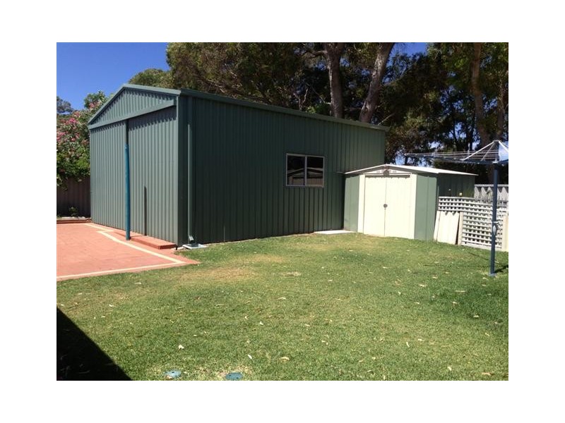 19 Sievewright Street, Silver Sands WA 6210