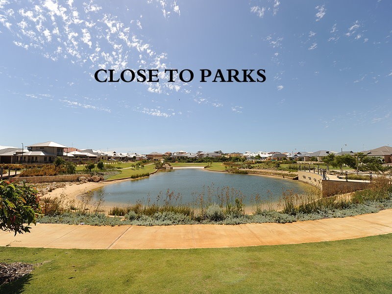 60 Quandong Parkway, Halls Head WA 6210