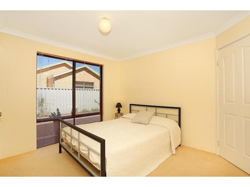 50 Mariners Cove Drive, Dudley Park WA 6210