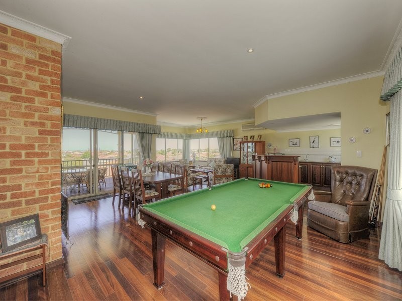 6 Botanic Close, Singleton WA 6175