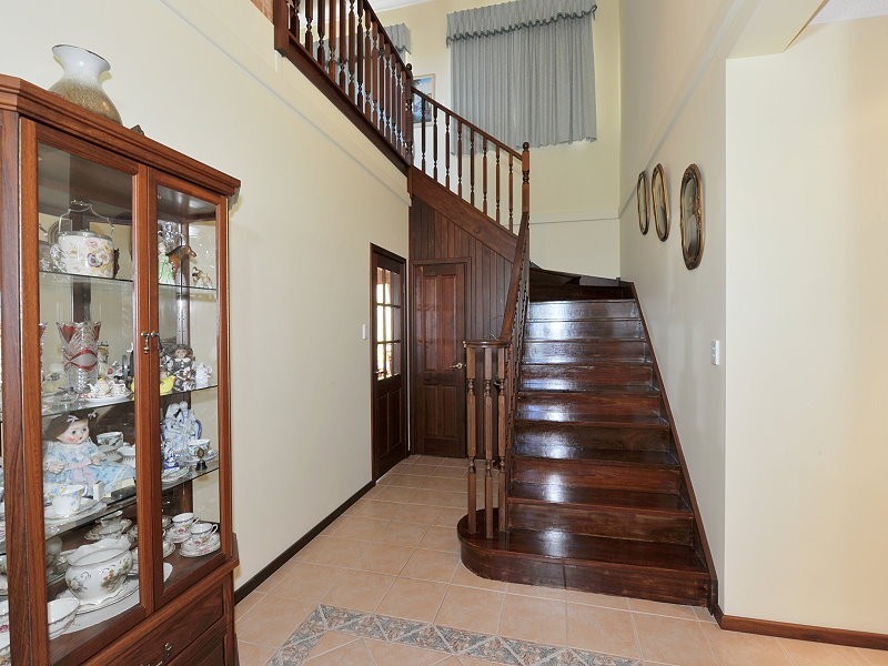 6 Botanic Close, Singleton WA 6175