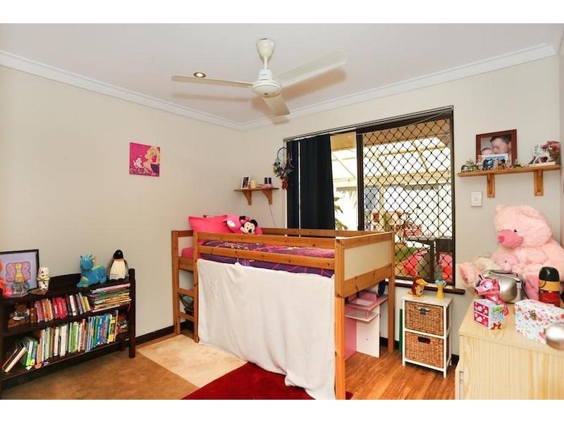 3 Arundel Drive, Halls Head WA 6210