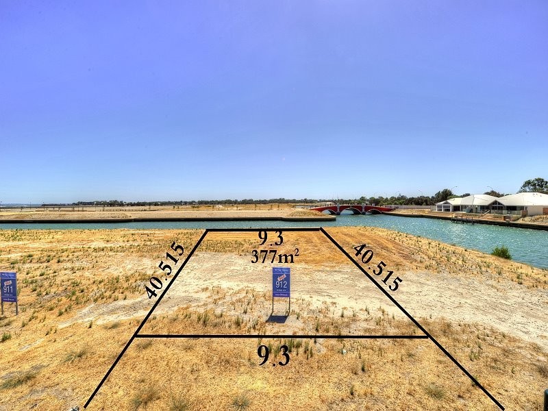 34 Arcadia Close, Dudley Park WA 6210