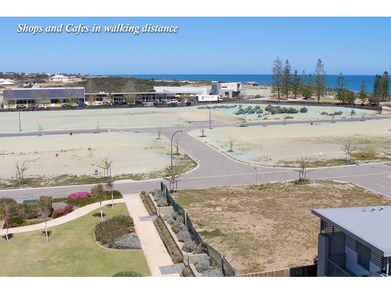 10 Cruentas Way, Halls Head WA 6210