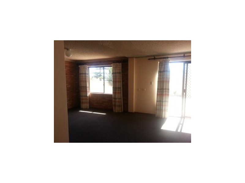 10/35A Halls Head Parade, Halls Head WA 6210