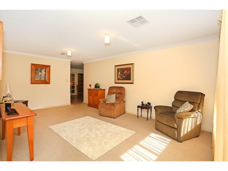 7 Fireglow Vista, Erskine WA 6210