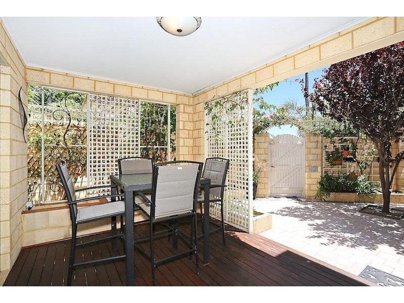 22 Creery Street, Dudley Park WA 6210