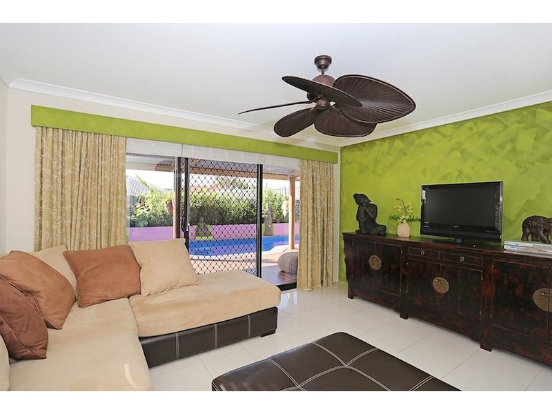 24 Adriana Way, Halls Head WA 6210