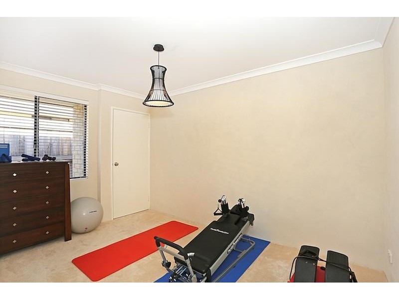 24 Adriana Way, Halls Head WA 6210