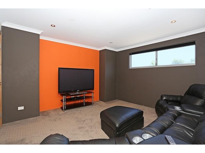 38 Albany Drive, Dawesville WA 6211