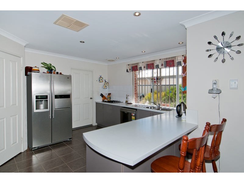 83 Meadow Springs Drive, Meadow Springs WA 6210