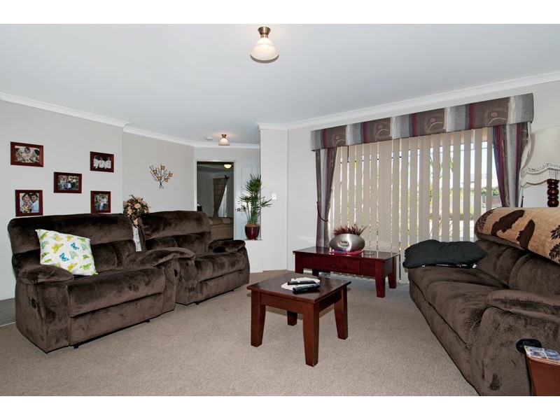 83 Meadow Springs Drive, Meadow Springs WA 6210