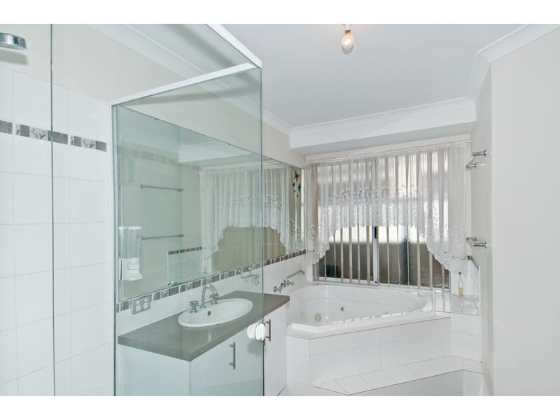 83 Meadow Springs Drive, Meadow Springs WA 6210