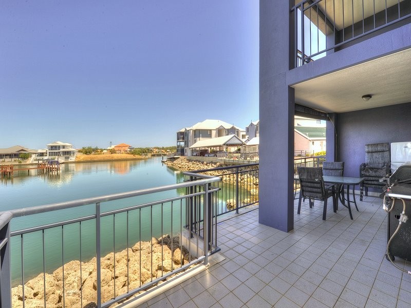 41/206 Mary Street, Halls Head WA 6210
