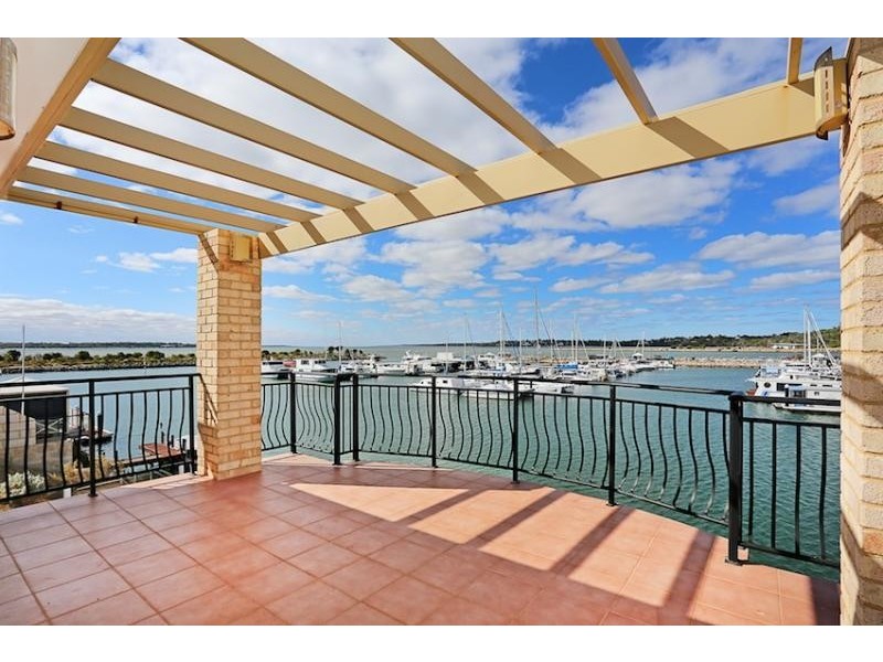 30 Avocet Islands Quays, Wannanup WA 6210