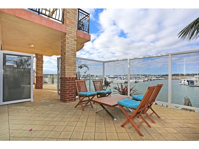 30 Avocet Islands Quays, Wannanup WA 6210