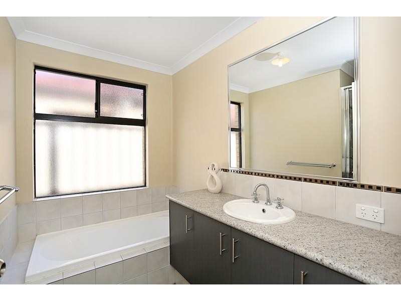 57/27 Meadow Springs Drive, Meadow Springs WA 6210