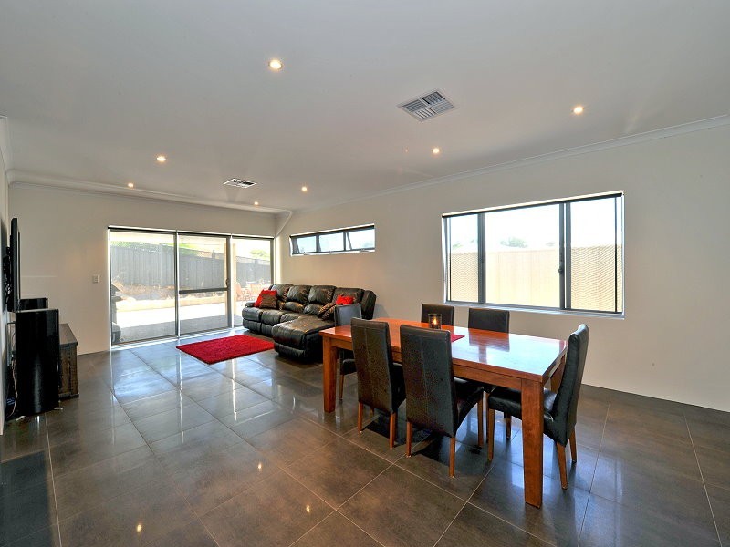 19 Chieftain Pass, Madora Bay WA 6210