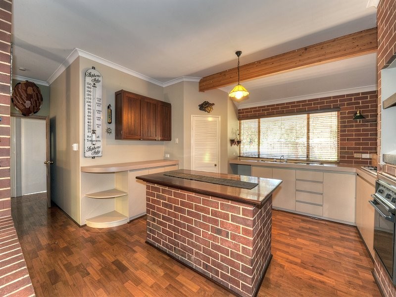 3 Wagtail Court, Greenfields WA 6210