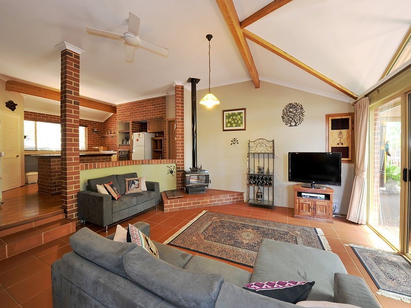 3 Wagtail Court, Greenfields WA 6210