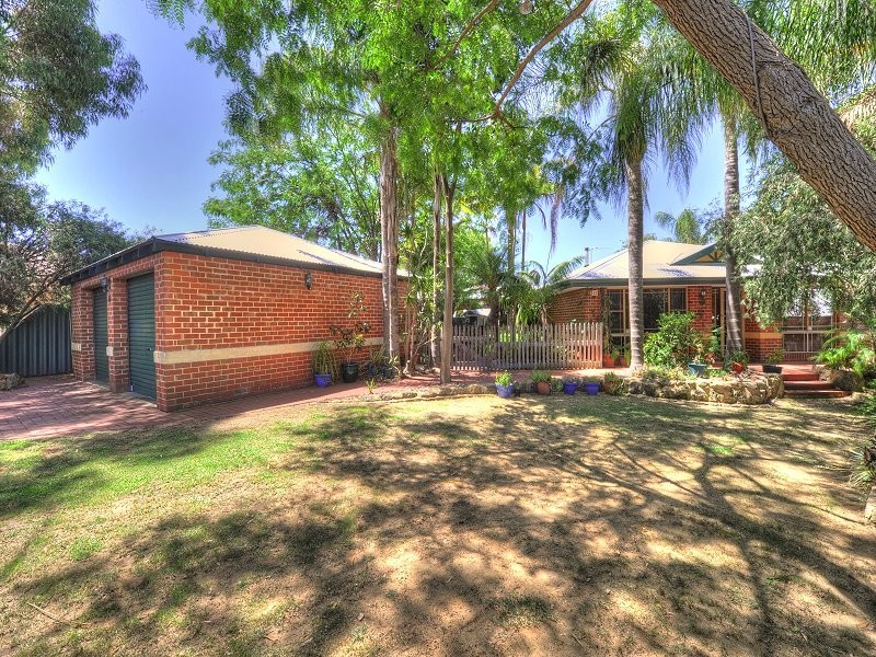3 Wagtail Court, Greenfields WA 6210