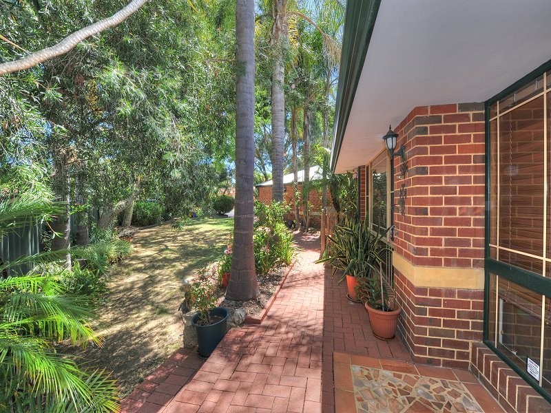 3 Wagtail Court, Greenfields WA 6210