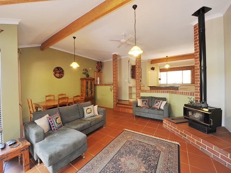 3 Wagtail Court, Greenfields WA 6210