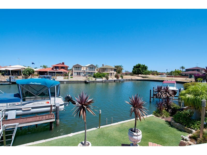 115 Leslie Street, Dudley Park WA 6210