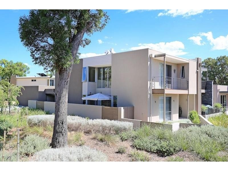 84 Whimbrel Crescent, Coodanup WA 6210