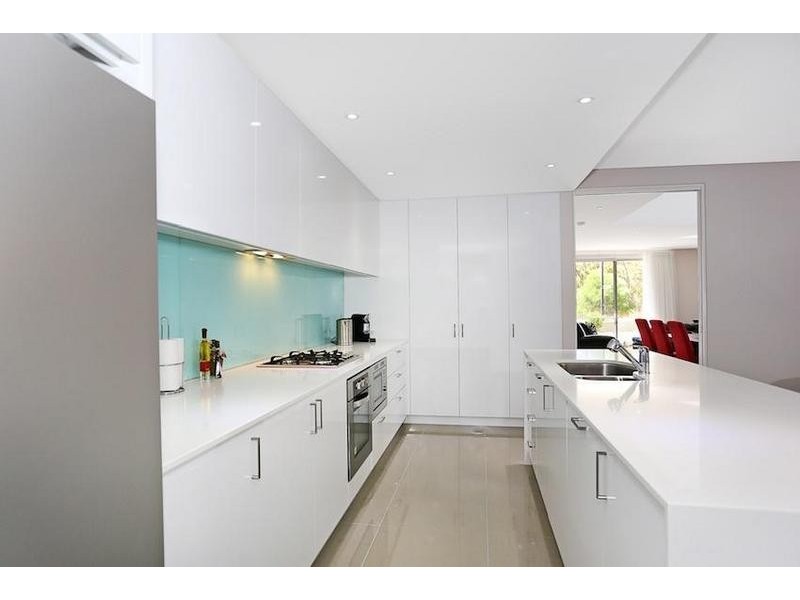 84 Whimbrel Crescent, Coodanup WA 6210