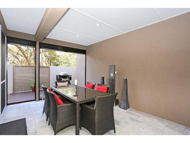 84 Whimbrel Crescent, Coodanup WA 6210